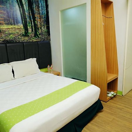 Arbor Biz Hotel Makassar Luaran gambar