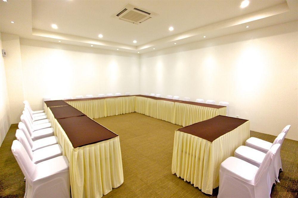Arbor Biz Hotel Makassar Luaran gambar
