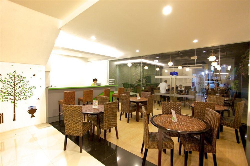 Arbor Biz Hotel Makassar Luaran gambar