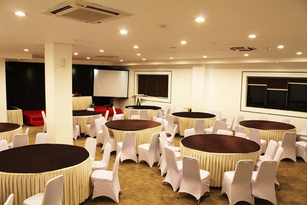 Arbor Biz Hotel Makassar Luaran gambar