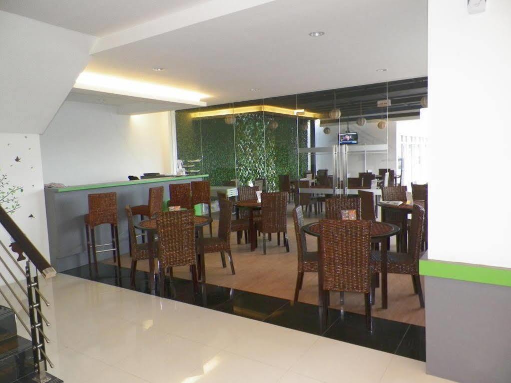 Arbor Biz Hotel Makassar Luaran gambar