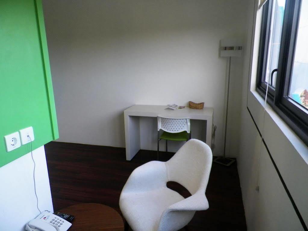 Arbor Biz Hotel Makassar Luaran gambar